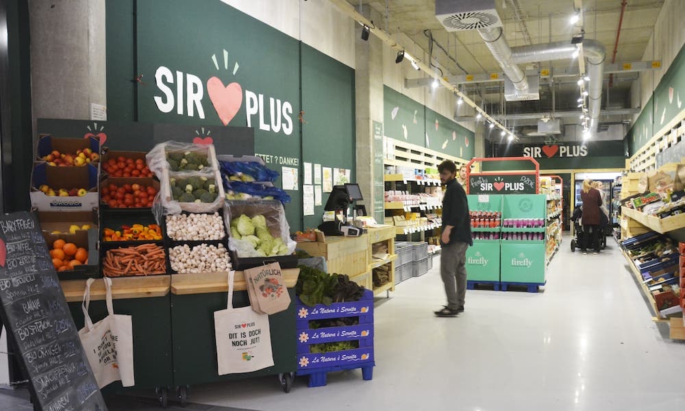 Foodsharing bei SirPlus heißt Lebensmittel aus Supermärkte retten