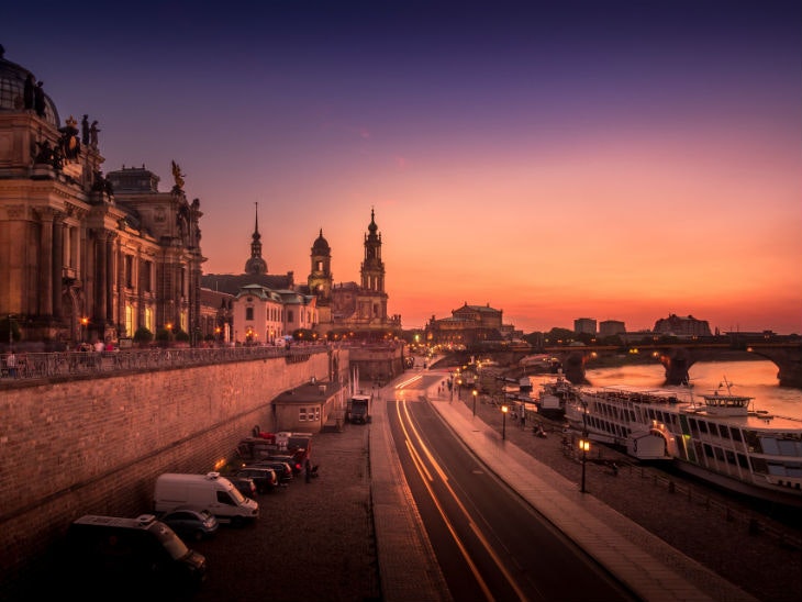Blick vom Terrassenufer in Dresden