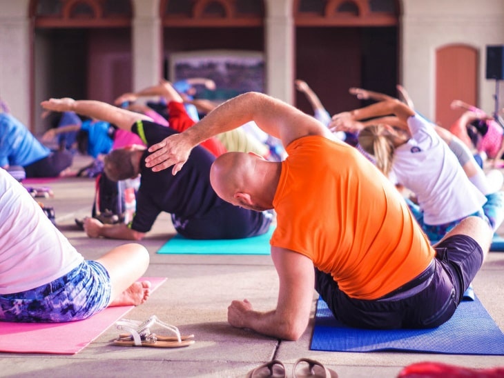 Yoga im Fitnessstudio Fitnessstudio-Vergleich