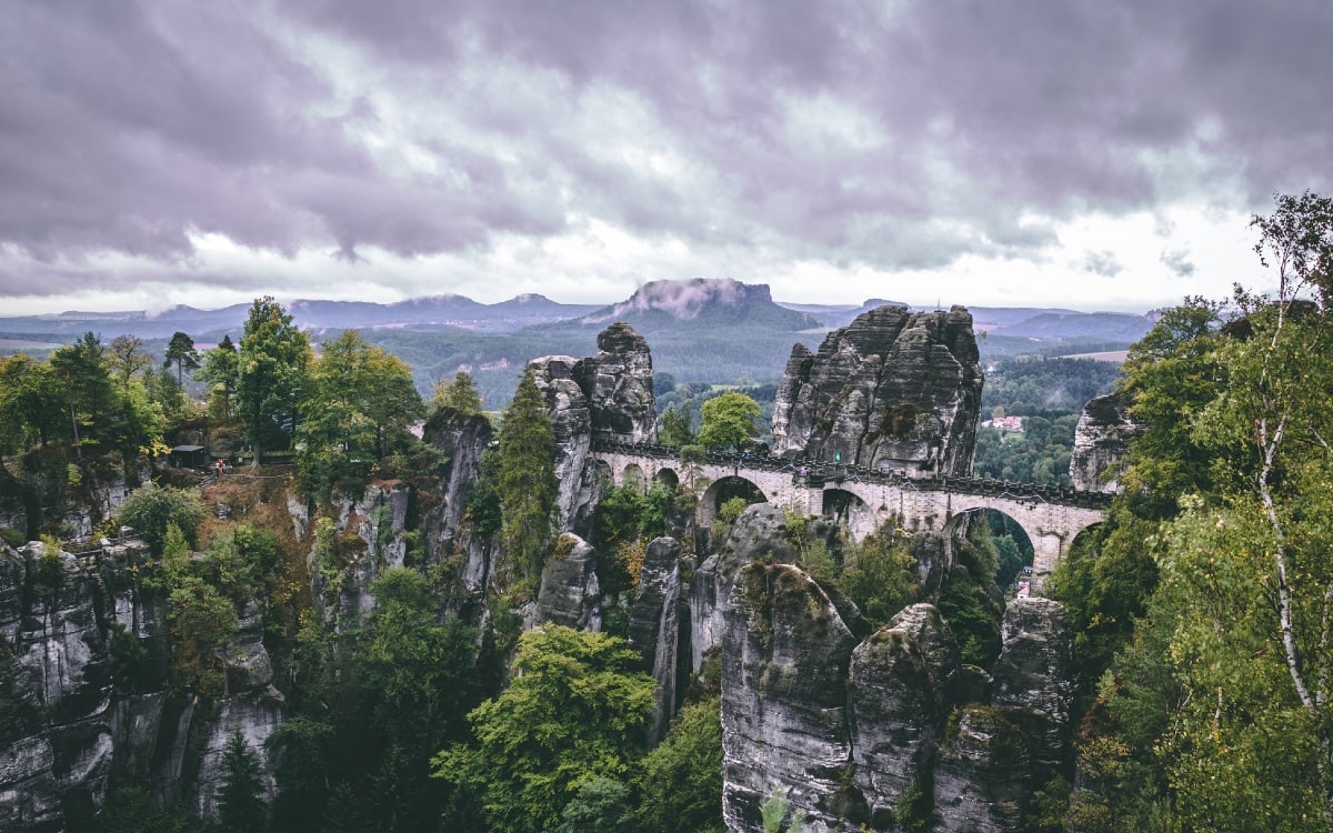 Basteibrücke bei Urlaub mit Familie
